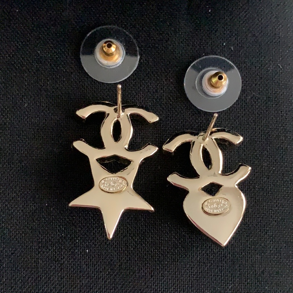 LAST CHANCE SALE❤️❤️❤️
Chanel Crystal Star and Heart Stud Earrings - Picture 9 of 12